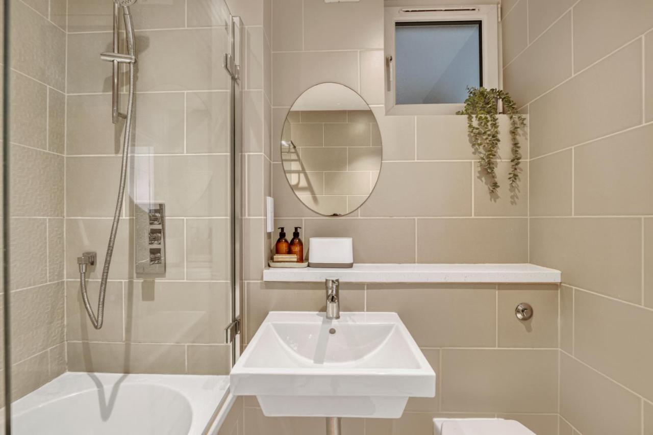 Homely 1Bed Apartment Vauxhall London Luaran gambar